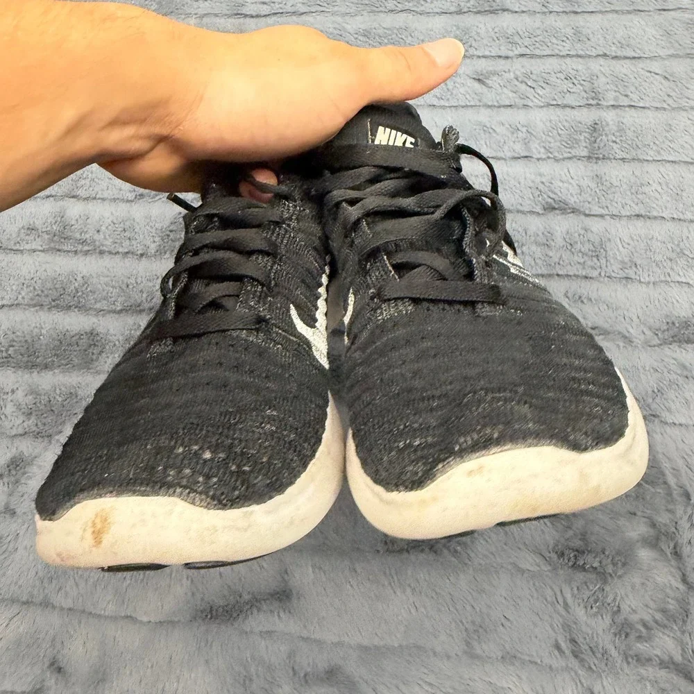 Nike Free RN Flyknit Womens 7.5 Black White Running Shoes 831070-001